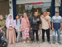 Warga Desa Karang Lantang Terima Bantuan KKS Bansos dari Pemerintah